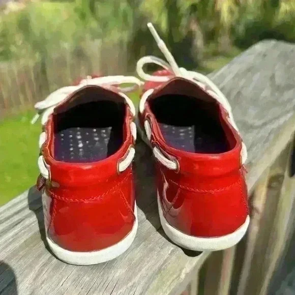 Cole Haan Nantucket Camp Moc Red Patent Leather Boat Shoes Women’s Size 6B - Picture 10 of 13